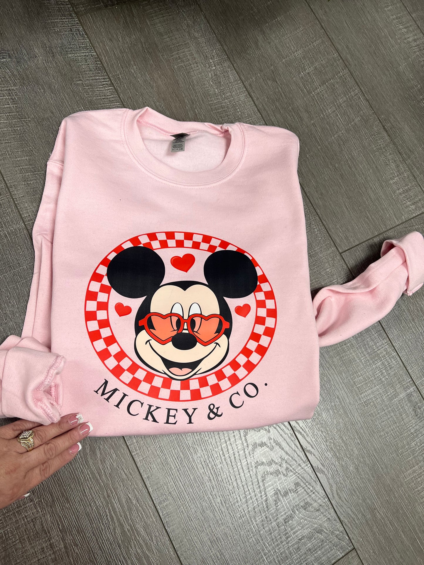 Retro & Co. sweatshirt