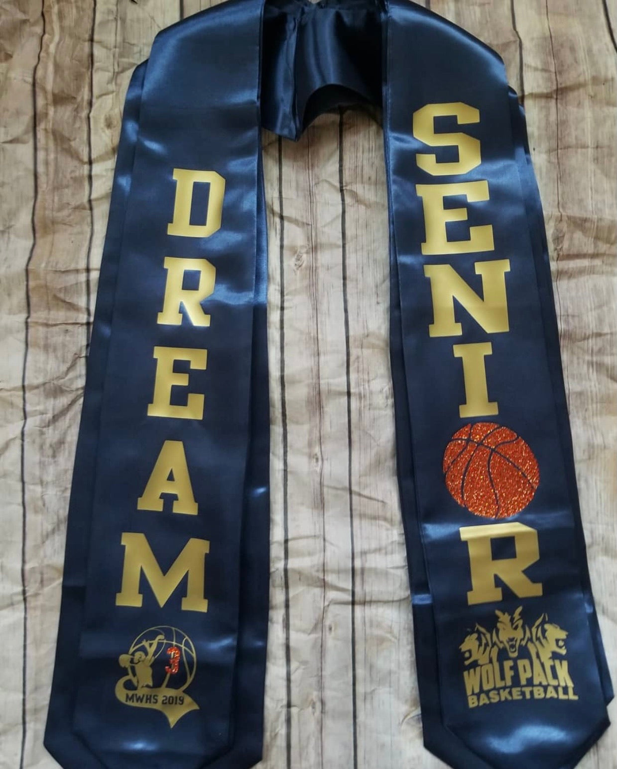 GRADUTION STOLES AND SASHES
