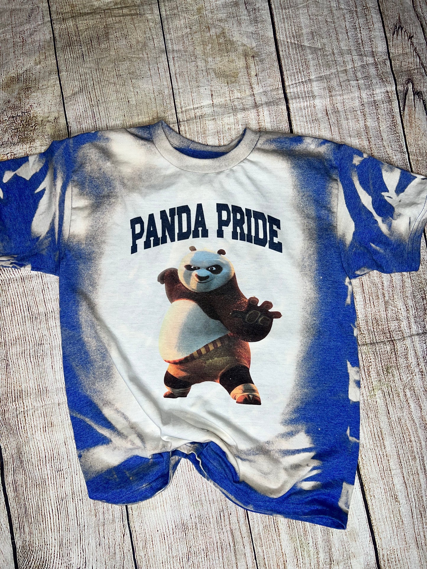 VILLALOVOZ KUNG PRIDE BLEACHED TSHIRT